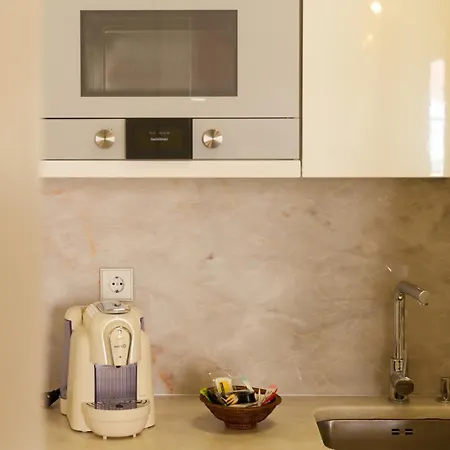 Апартаменты Flh Restauradores Bright & Chic Flat With Balcony *