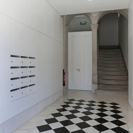 Flh Restauradores Bright & Chic Flat With Balcony * Лиссабон